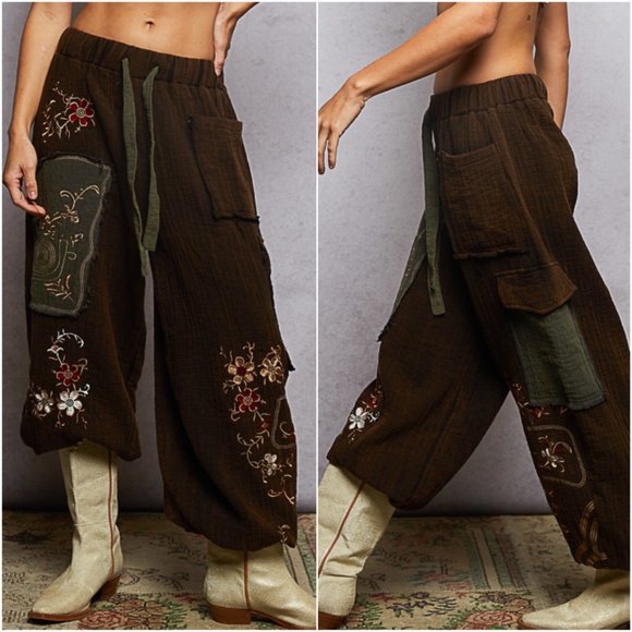 POL Washed out Black Floral Embroidered Pockets Cotton Joggers - Picture 2 of 4